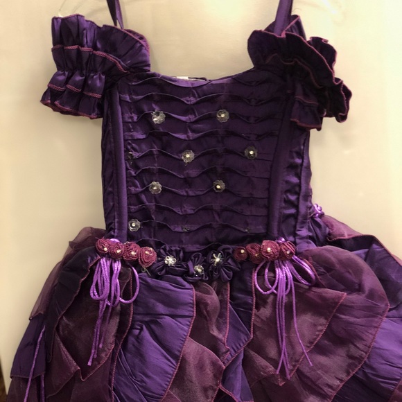 Formal Dress - Picture 1 of 3